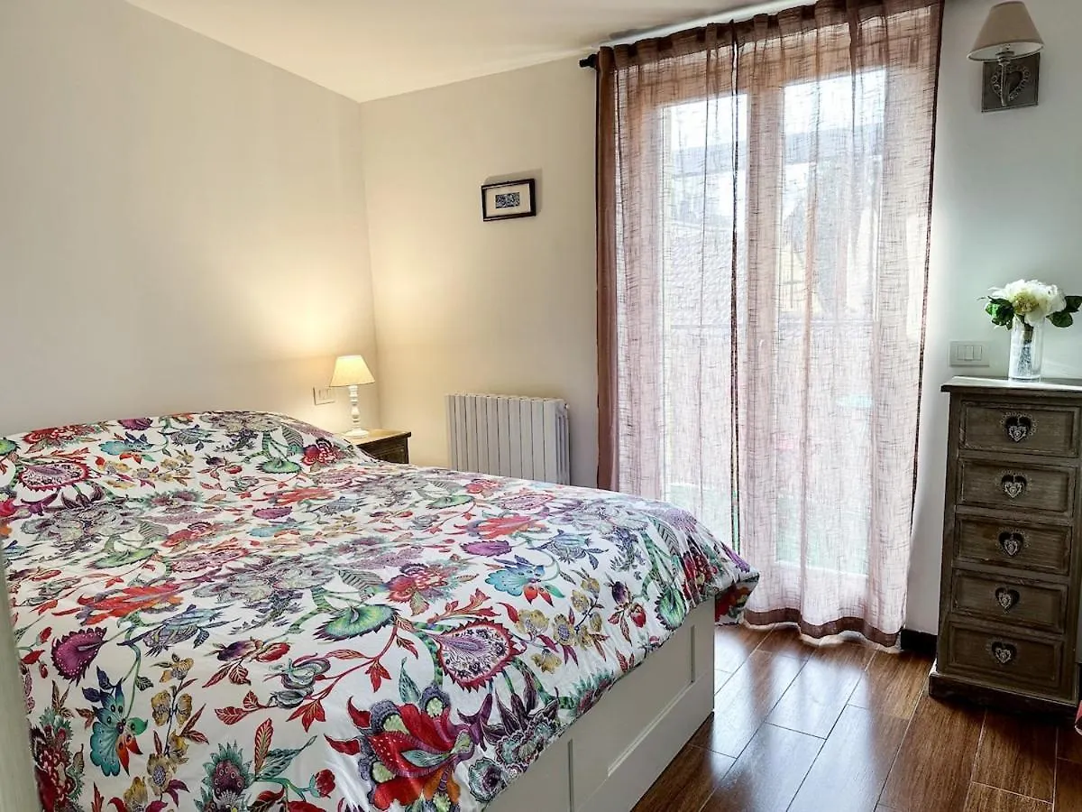 Two-Room Apartment 15 Minutes From The Duomo Milan