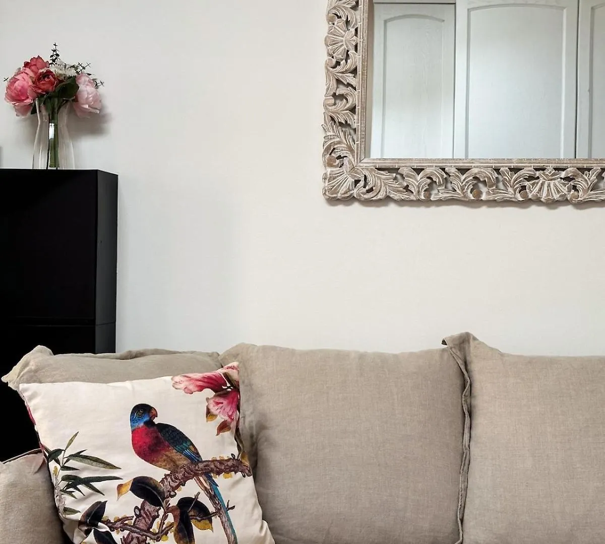 Two-Room Apartment 15 Minutes From The Duomo Milan